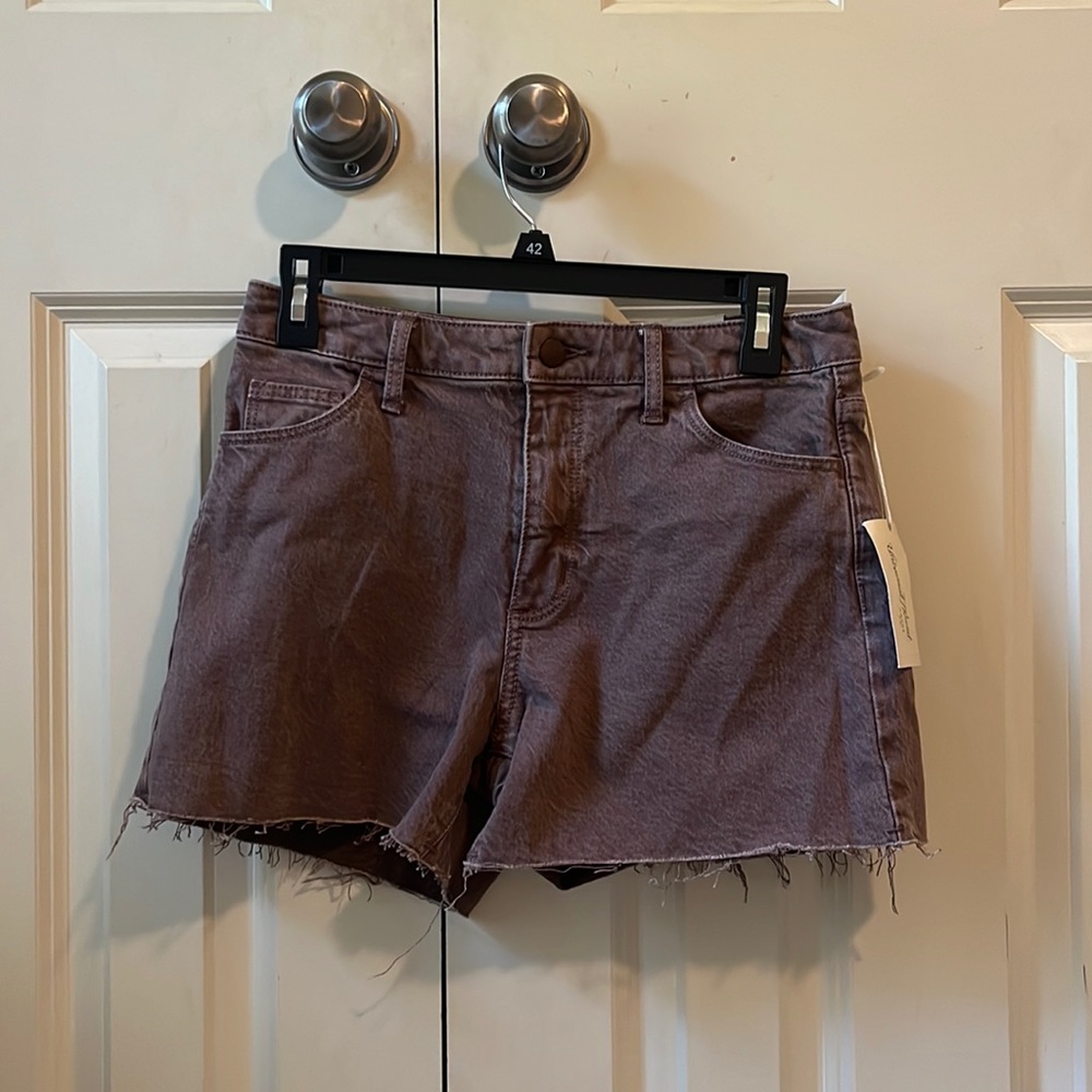 Universal thread size 2 jean shorts